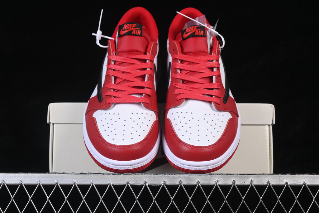 Travis Scott x Air Jordan 1 Low