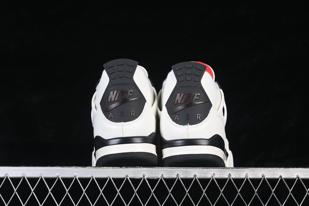 Air Jordan 4 Retro Flight Club