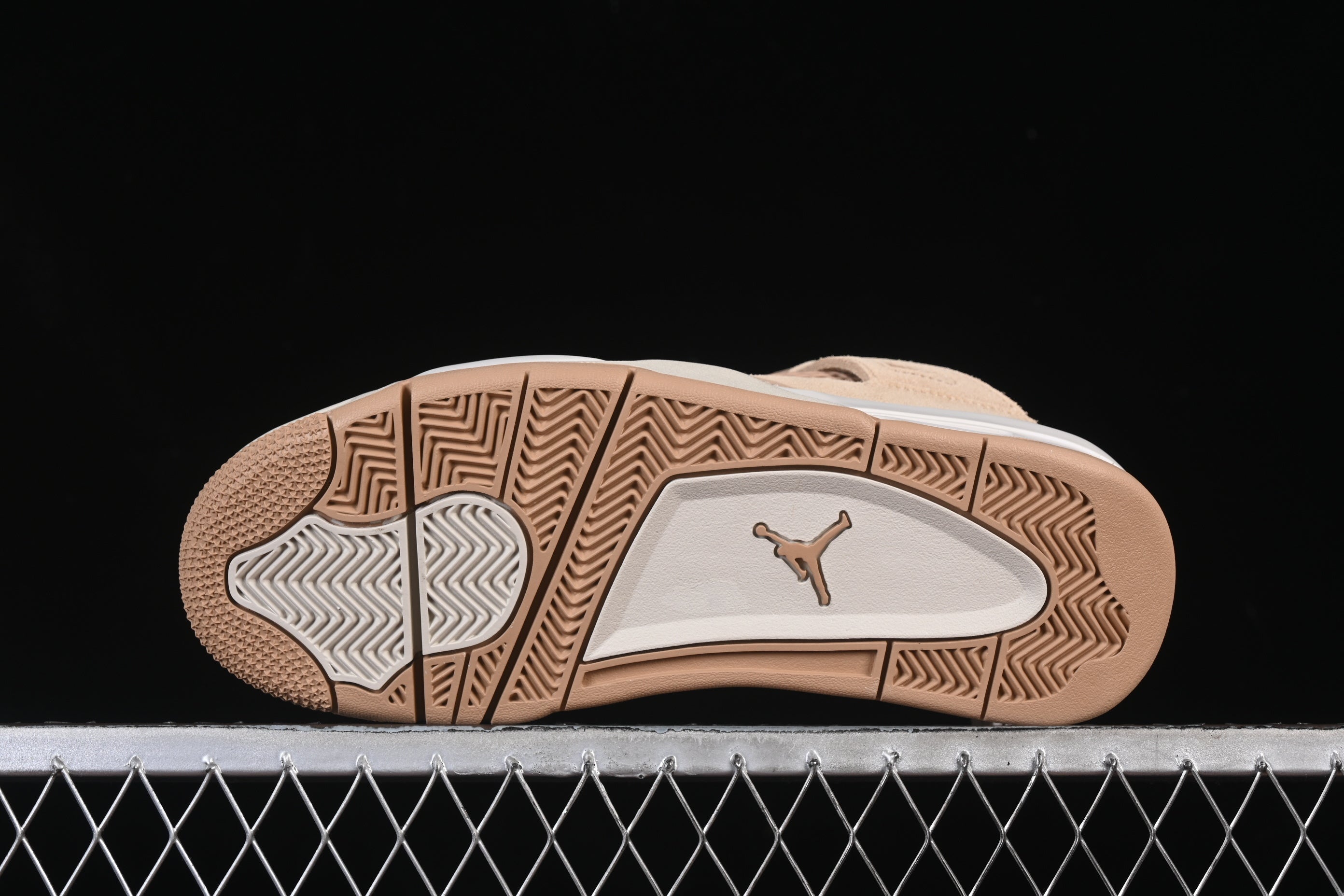 Air Jordan 4 Retro  Cozy Girl