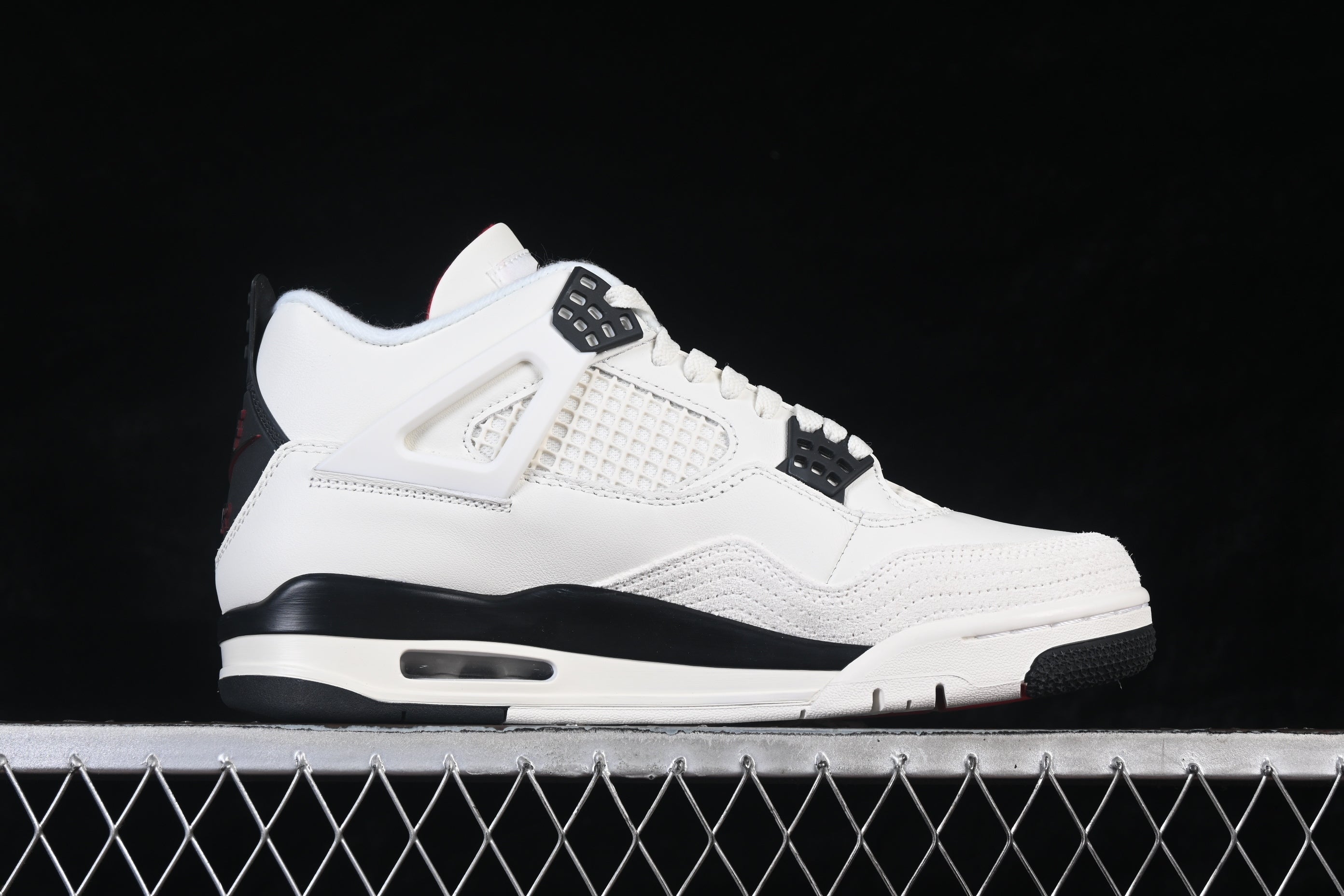 Air Jordan 4 Retro Flight Club