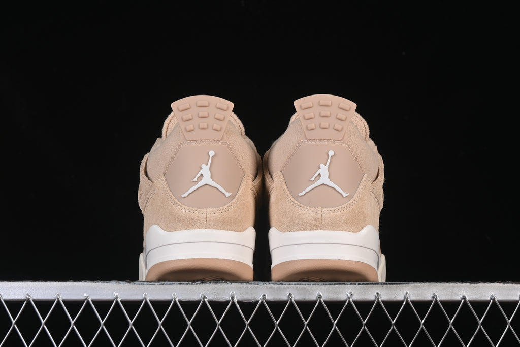 Air Jordan 4 Retro  Cozy Girl